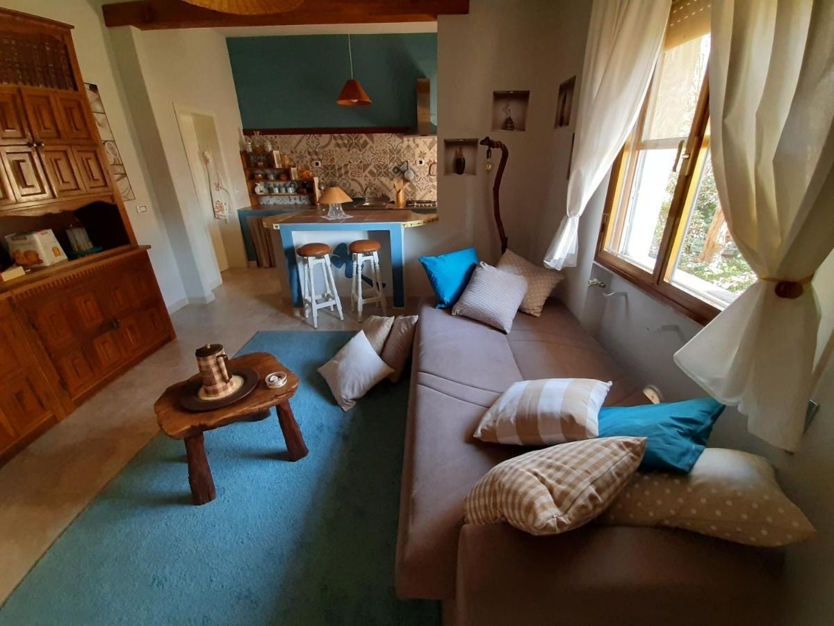 Casa Guanita Apartment Uzzano ภายนอก รูปภาพ
