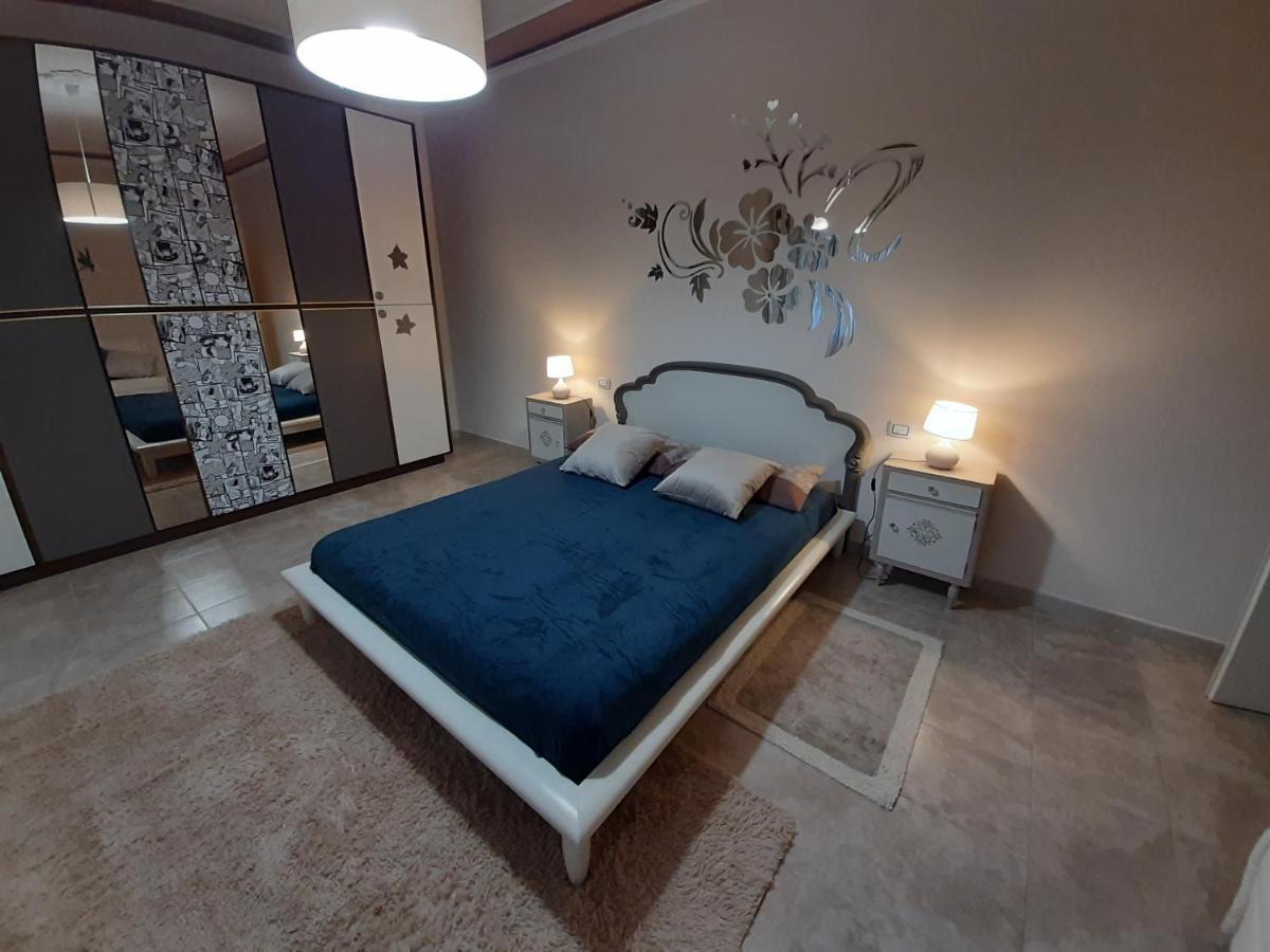 Casa Guanita Apartment Uzzano ภายนอก รูปภาพ