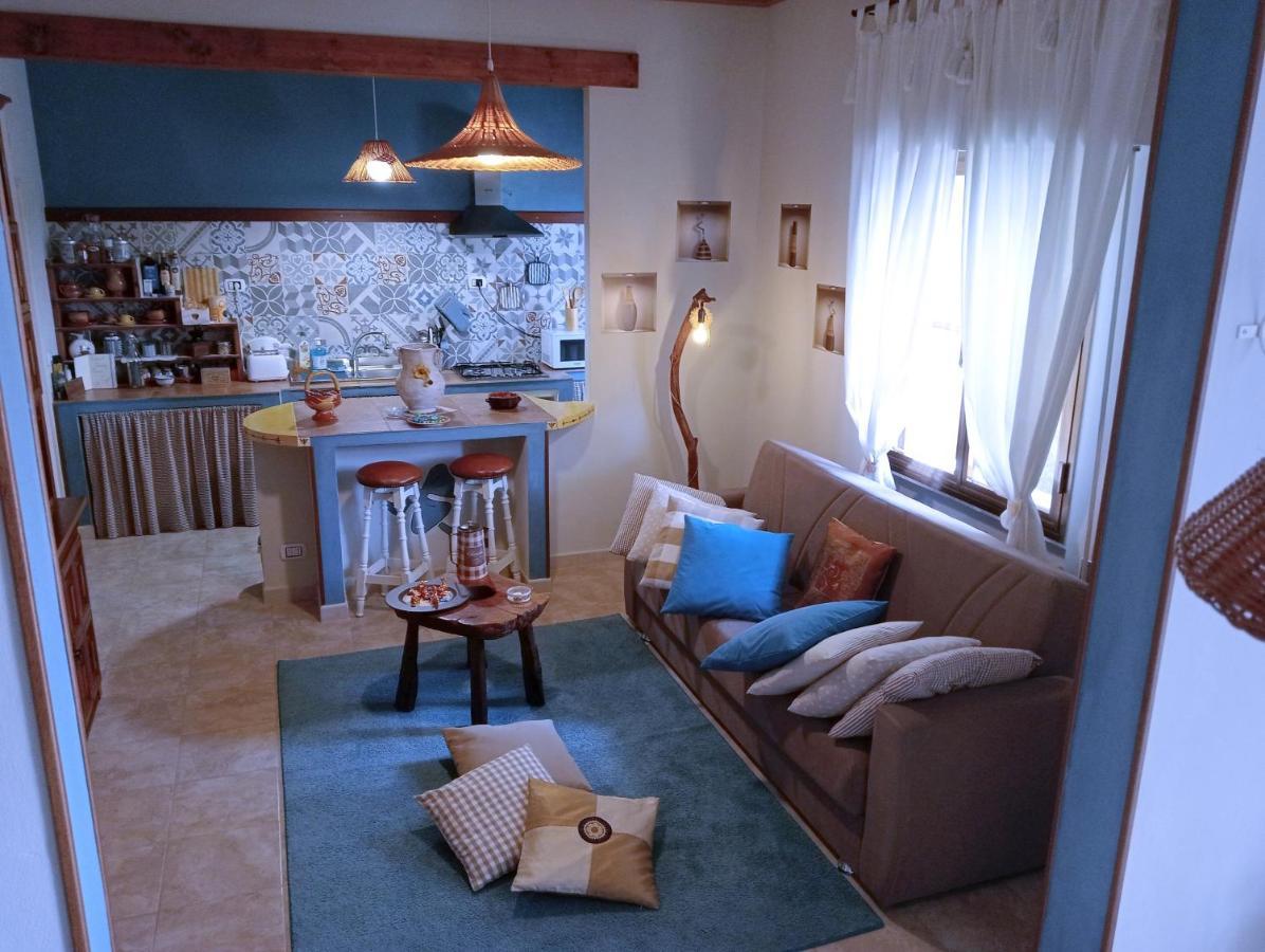 Casa Guanita Apartment Uzzano ภายนอก รูปภาพ